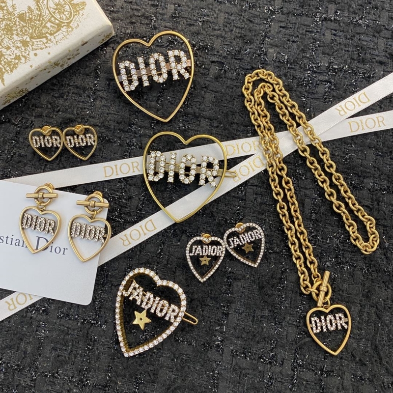 chr1st1an D10r necklaces